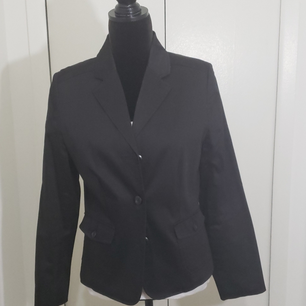 Blazer - Picture 2 of 6